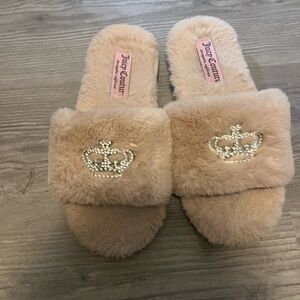 Juicy Couture Plush Slide Slippers - Pale Peach